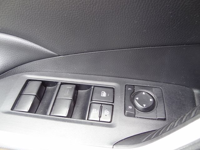 Thumbnail: 2023 Toyota RAV4 - 22