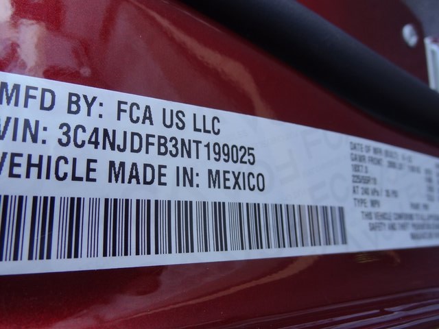 Thumbnail: 2022 Jeep Compass - 16