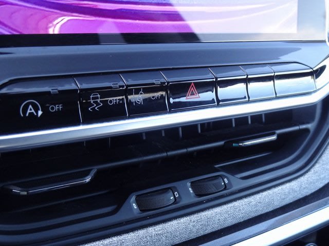 Thumbnail: 2022 Jeep Compass - 33