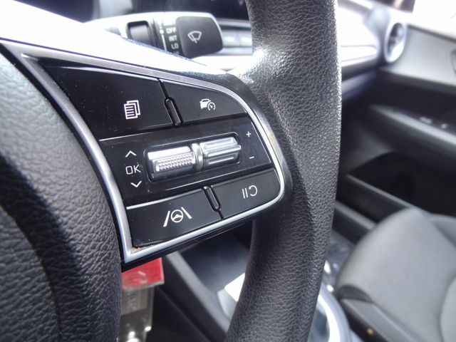Thumbnail: 2023 Kia Forte - 22