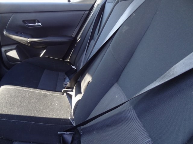 Thumbnail: 2022 Nissan Sentra - 4