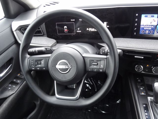 Thumbnail: 2025 Nissan Kicks - 8