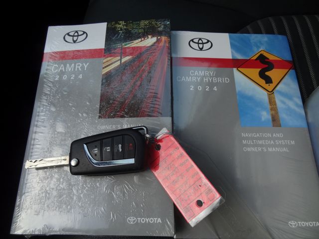Thumbnail: 2024 Toyota Camry - 16