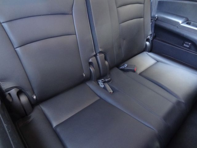Thumbnail: 2016 Honda Pilot - 19