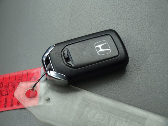Thumbnail: 2017 Honda Pilot - 44