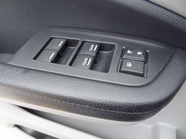 Thumbnail: 2017 Honda Pilot - 28