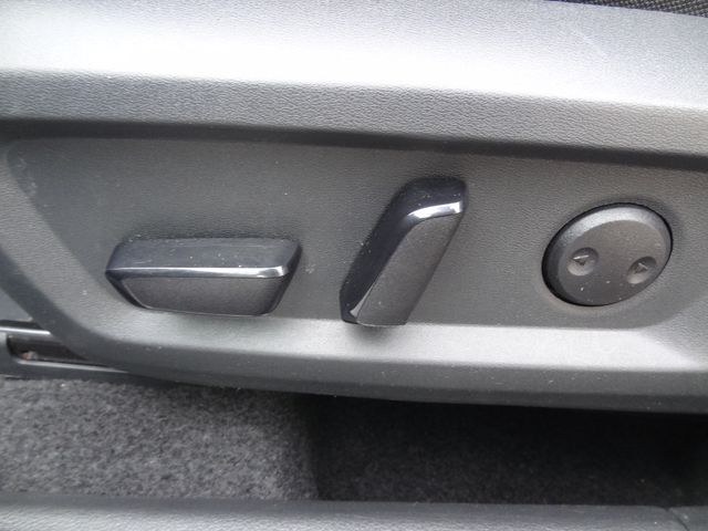 2025 Nissan Rogue SV - Photo 18