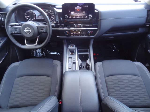 Thumbnail: 2025 Nissan Pathfinder - 2
