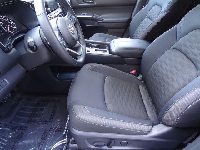 Thumbnail: 2025 Nissan Pathfinder - 9