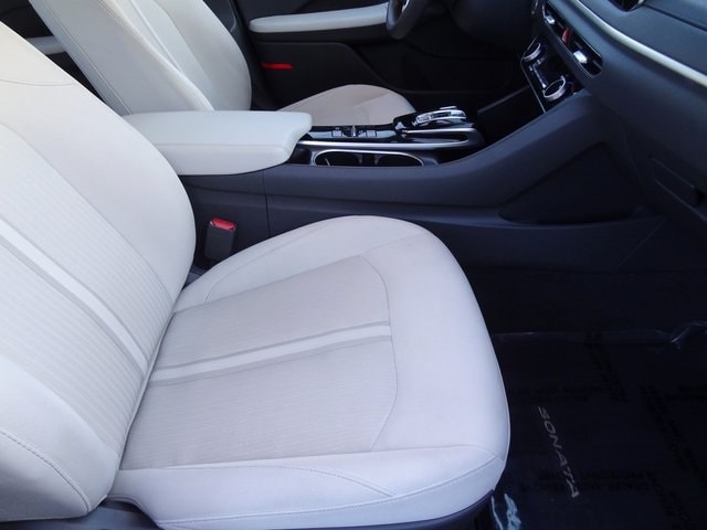 Thumbnail: 2023 Hyundai Sonata - 19