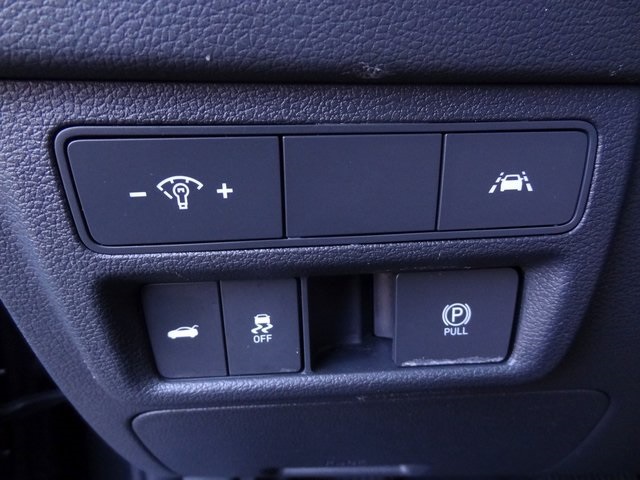 Thumbnail: 2023 Hyundai Sonata - 21