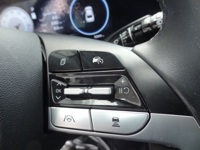 Thumbnail: 2024 Hyundai Elantra - 26