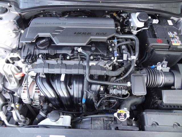 Thumbnail: 2024 Hyundai Elantra - 8