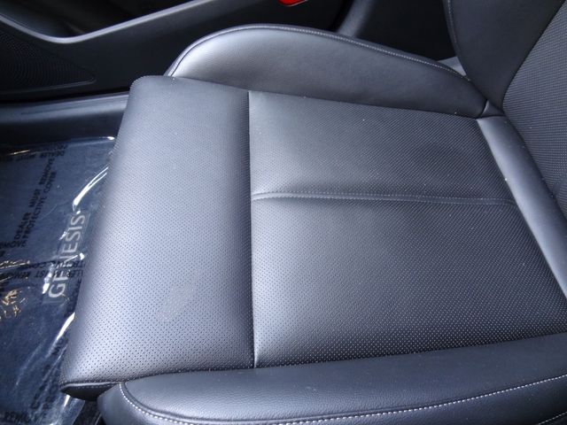 Thumbnail: 2023 Genesis G70 - 35