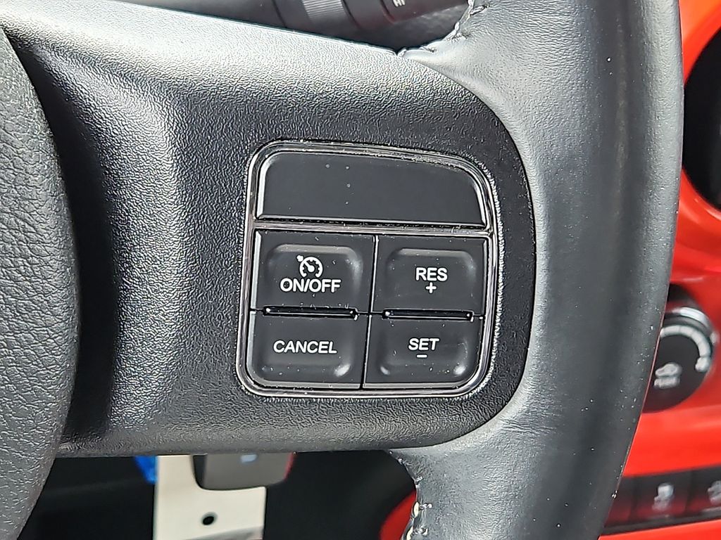 Thumbnail: 2014 Jeep Wrangler - 23