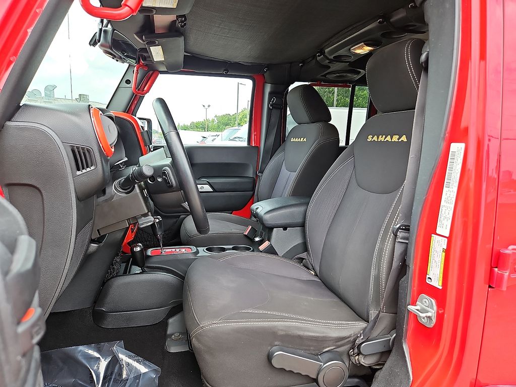 Thumbnail: 2014 Jeep Wrangler - 9