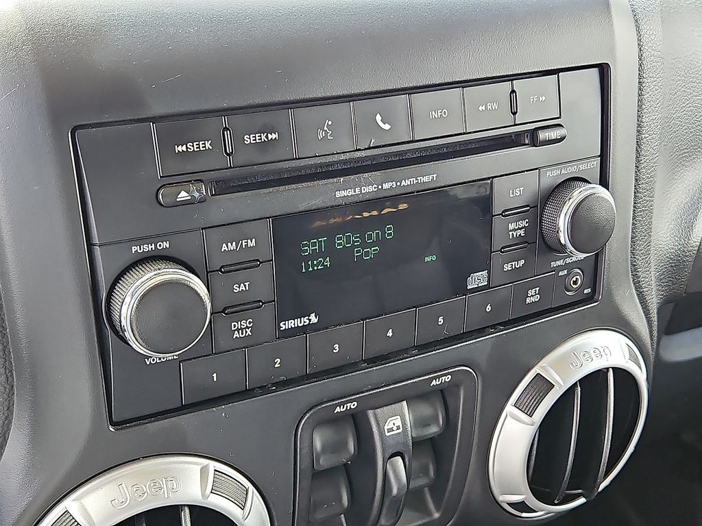 Thumbnail: 2013 Jeep Wrangler - 12