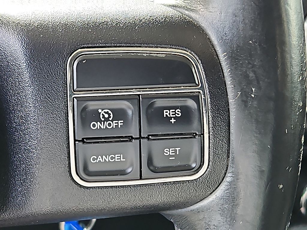 Thumbnail: 2013 Jeep Wrangler - 23