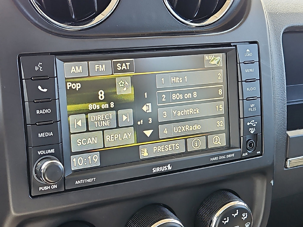 Thumbnail: 2017 Jeep Patriot - 8