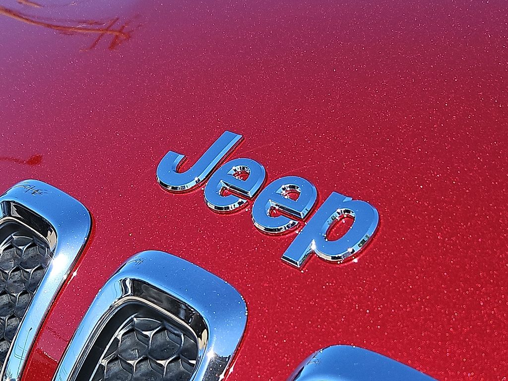 Thumbnail: 2014 Jeep Cherokee - 7