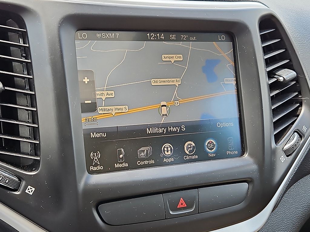 Thumbnail: 2015 Jeep Cherokee - 11