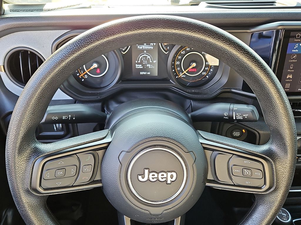 Thumbnail: 2024 Jeep Wrangler - 21