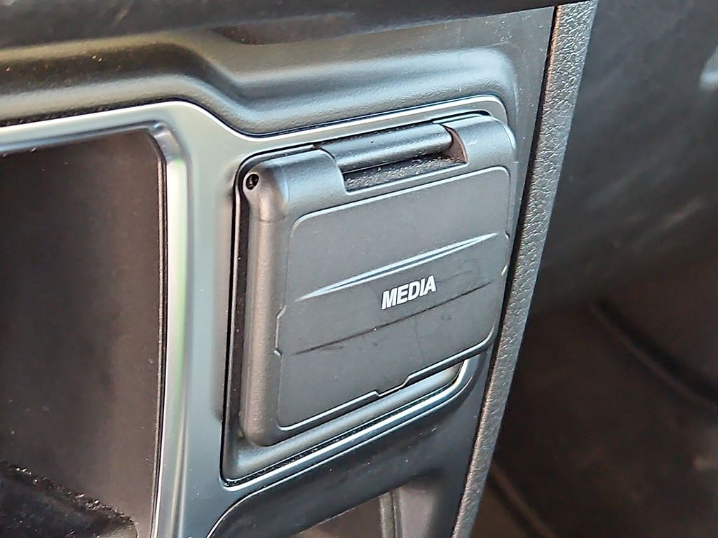 Thumbnail: 2024 Jeep Wrangler - 27