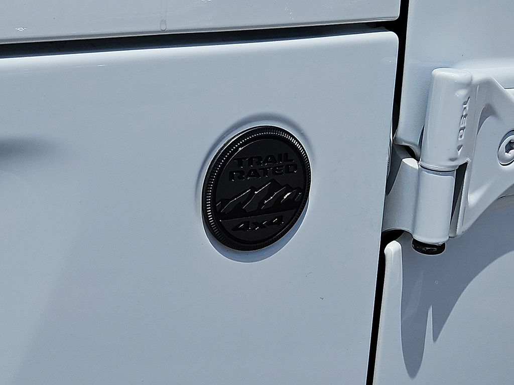 Thumbnail: 2025 Jeep Wrangler - 29
