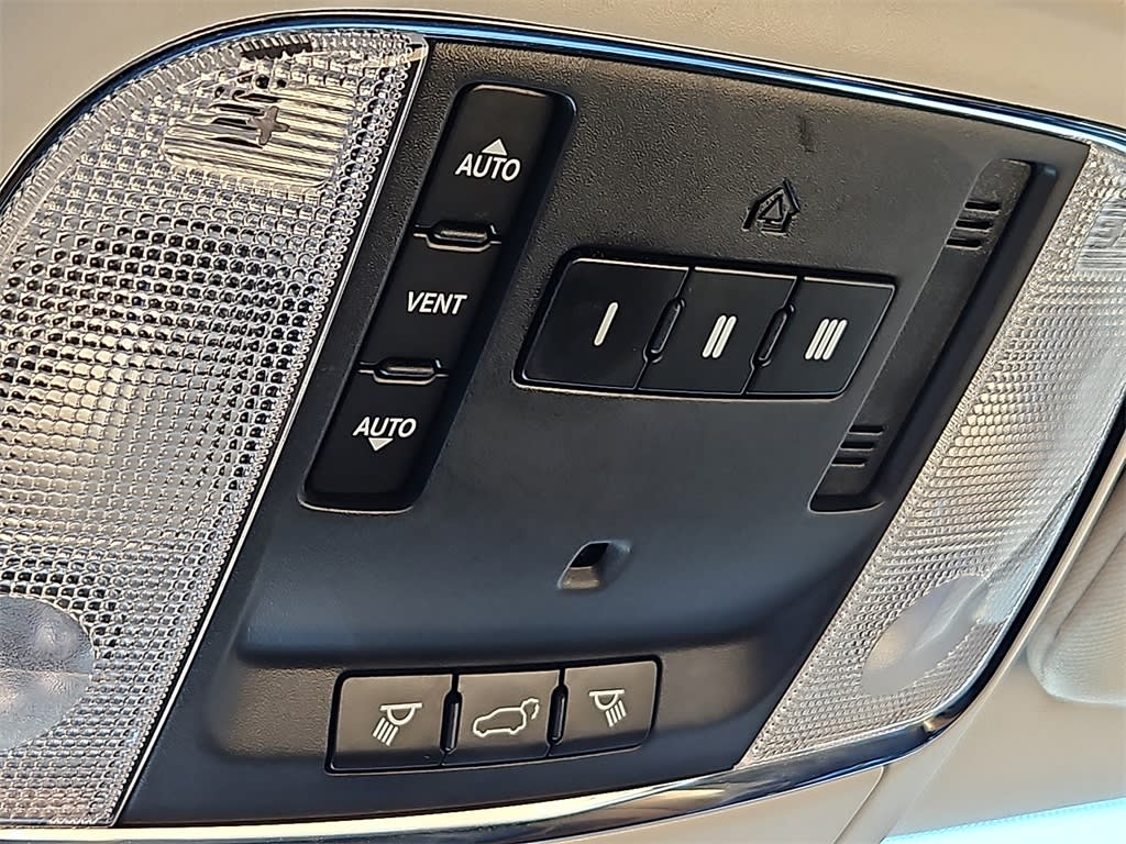 Thumbnail: 2013 Dodge Durango - 28