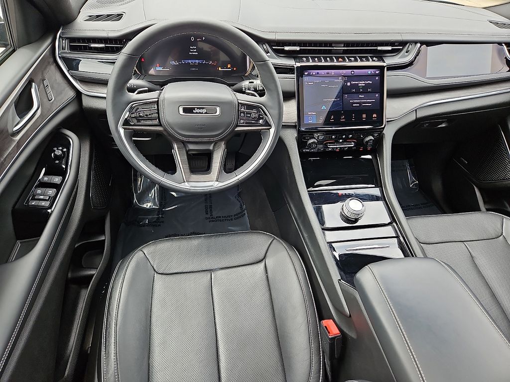 Thumbnail: 2023 Jeep Grand Cherokee L - 2