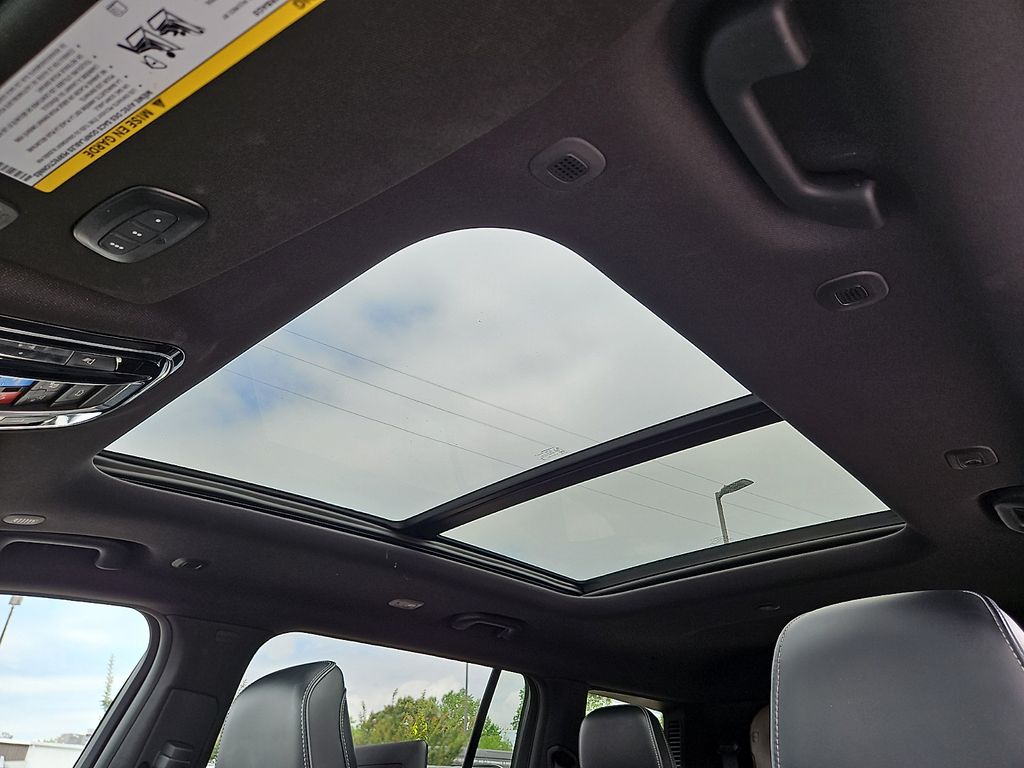 Thumbnail: 2023 Jeep Grand Cherokee L - 20