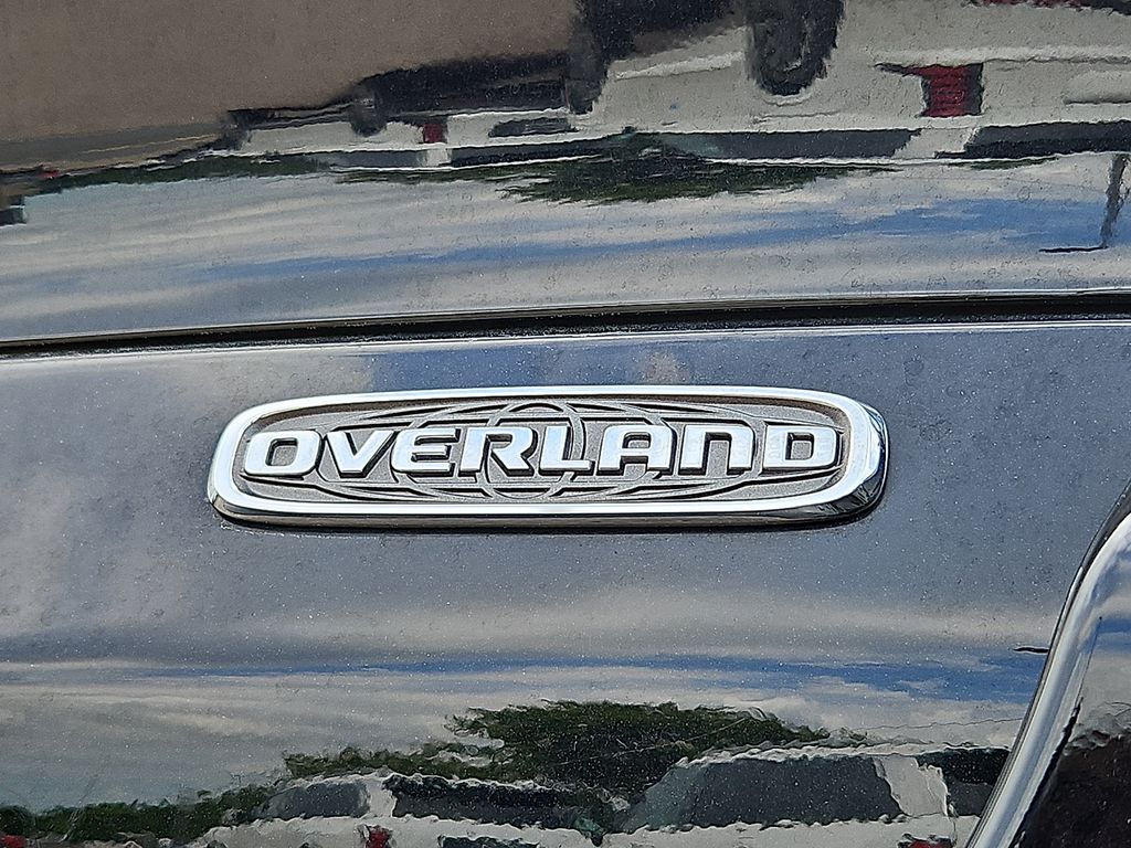 Thumbnail: 2023 Jeep Grand Cherokee L - 31