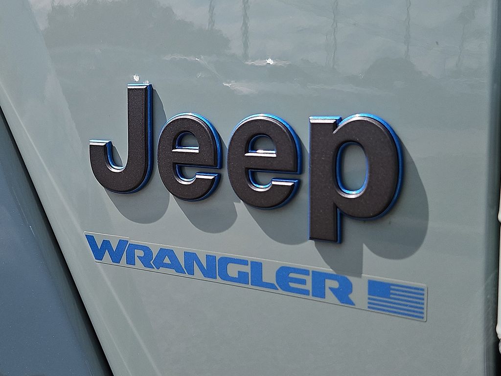 Thumbnail: 2024 Jeep Wrangler - 7