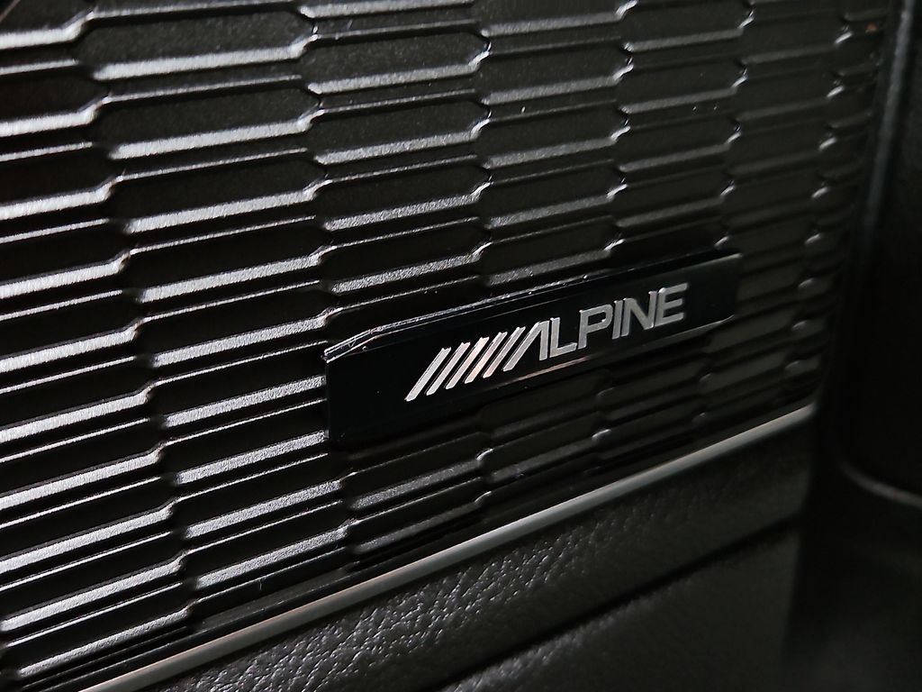 Thumbnail: 2024 Jeep Grand Cherokee - 6