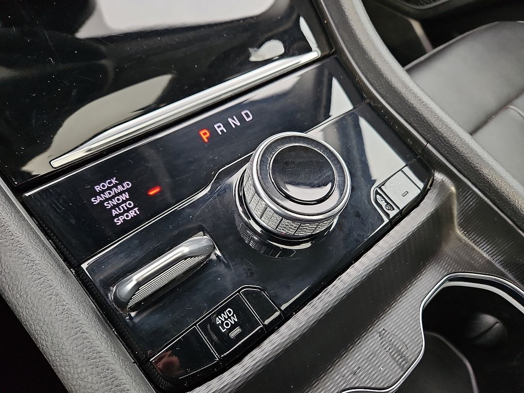 Thumbnail: 2024 Jeep Grand Cherokee - 19