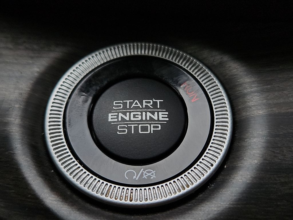 Thumbnail: 2024 Jeep Grand Cherokee - 25