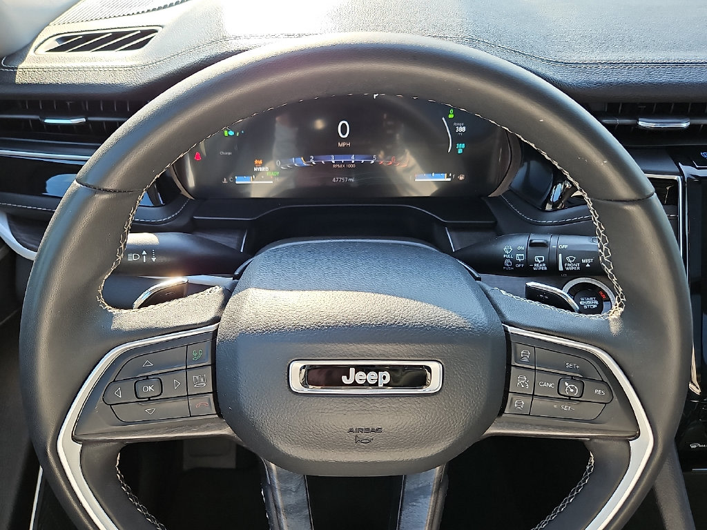 Thumbnail: 2024 Jeep Grand Cherokee - 8
