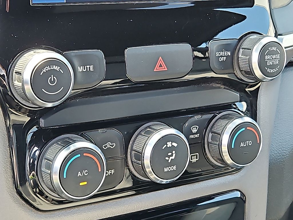 Thumbnail: 2022 RAM 1500 - 21