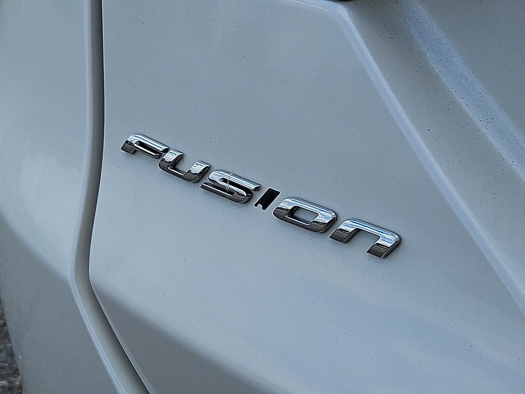 Thumbnail: 2014 Ford Fusion - 28