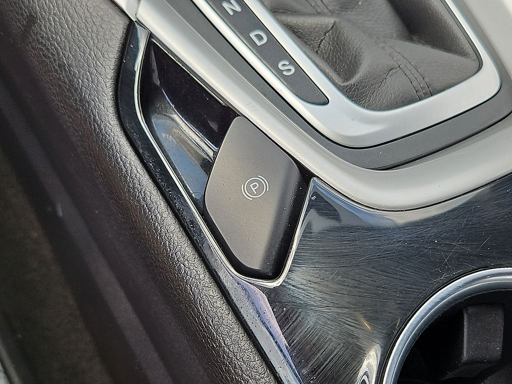 Thumbnail: 2014 Ford Fusion - 7