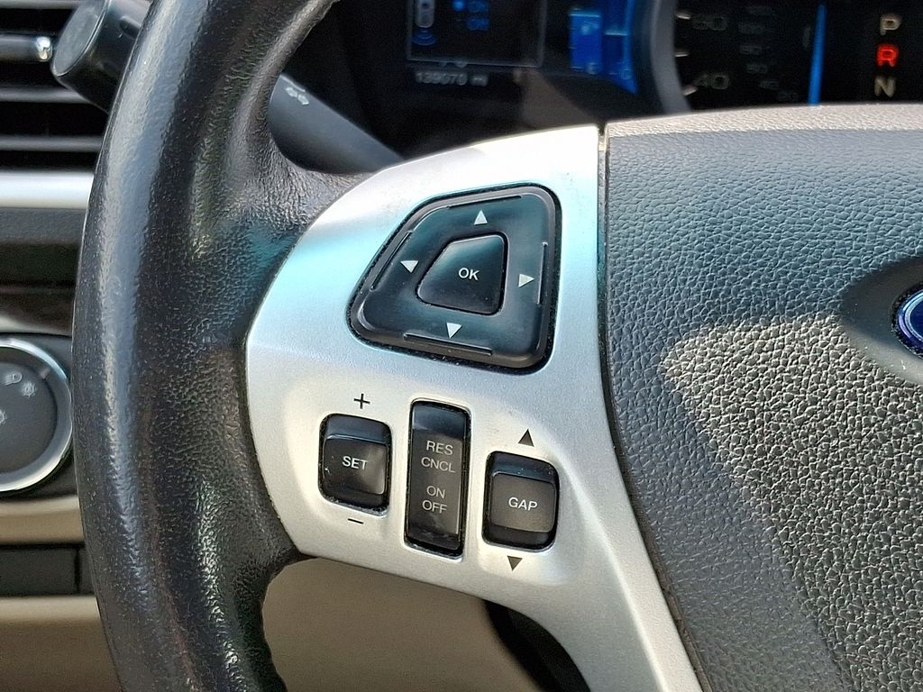 Thumbnail: 2014 Ford Explorer - 22