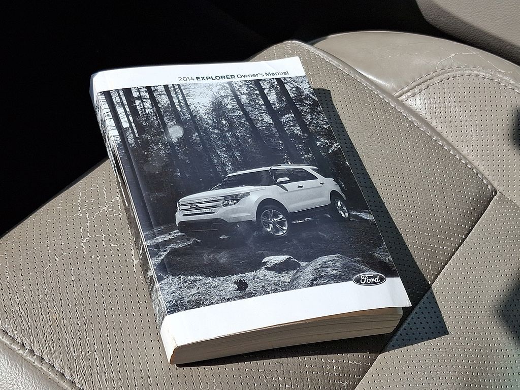 Thumbnail: 2014 Ford Explorer - 14
