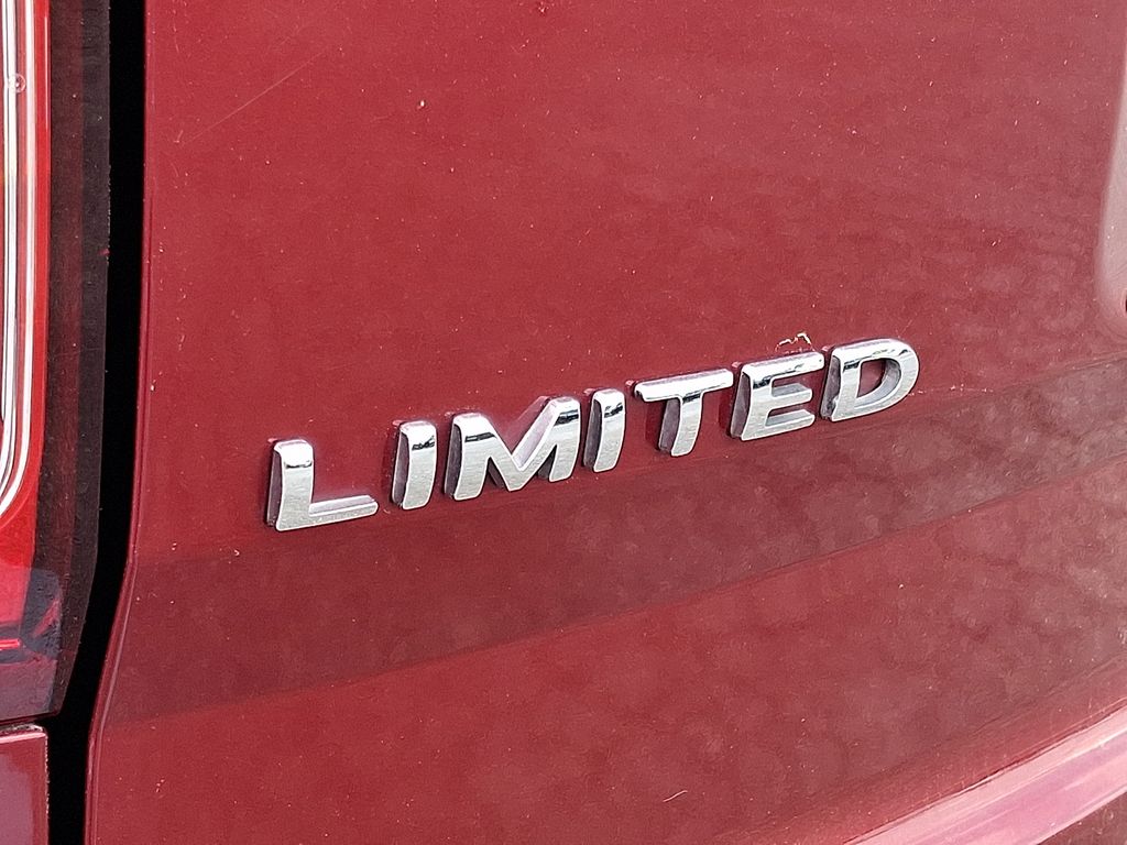 Thumbnail: 2014 Ford Explorer - 29