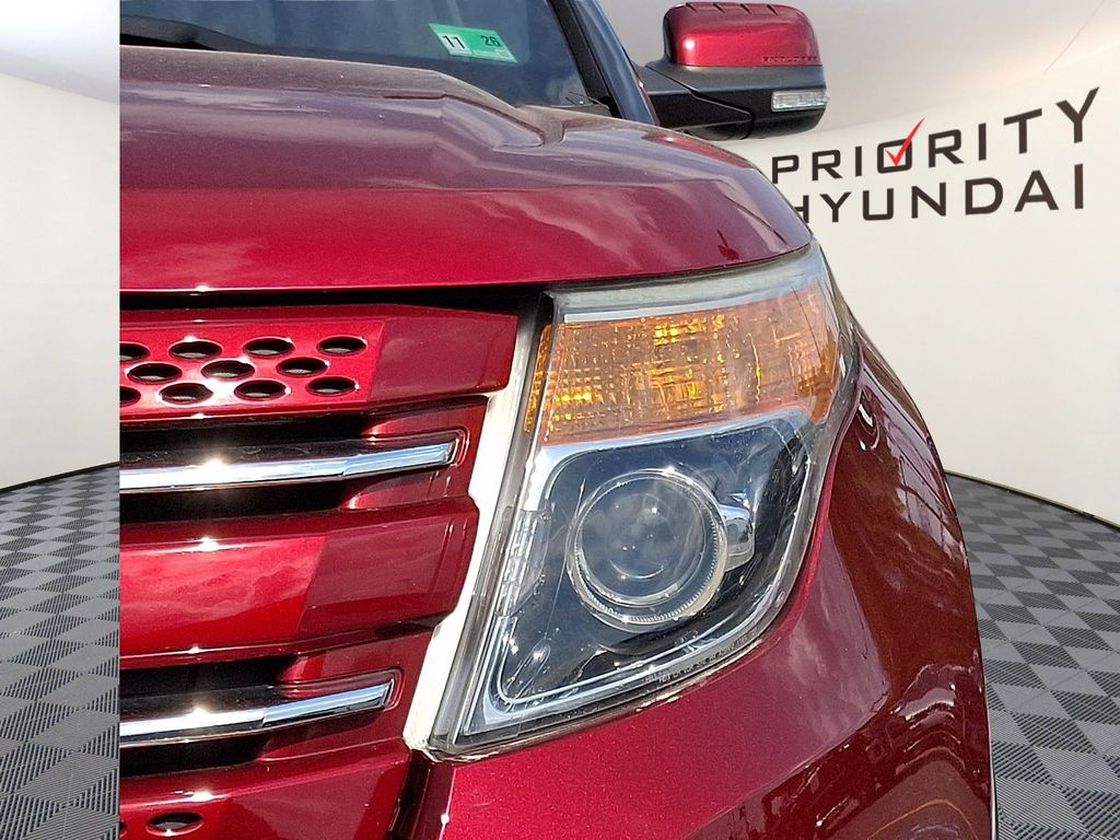 Thumbnail: 2014 Ford Explorer - 17