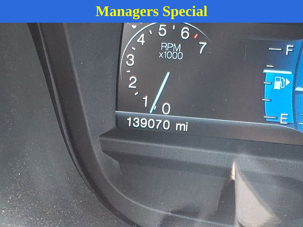 Thumbnail: 2014 Ford Explorer - 12