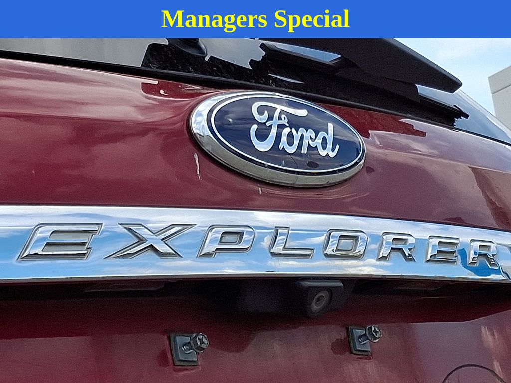 Thumbnail: 2014 Ford Explorer - 28