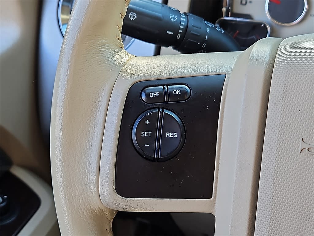 Thumbnail: 2013 Ford Expedition - 23