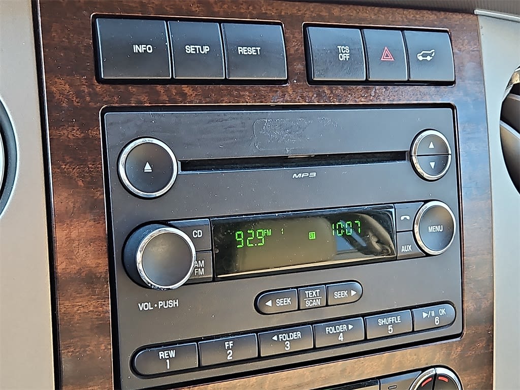 Thumbnail: 2013 Ford Expedition - 19