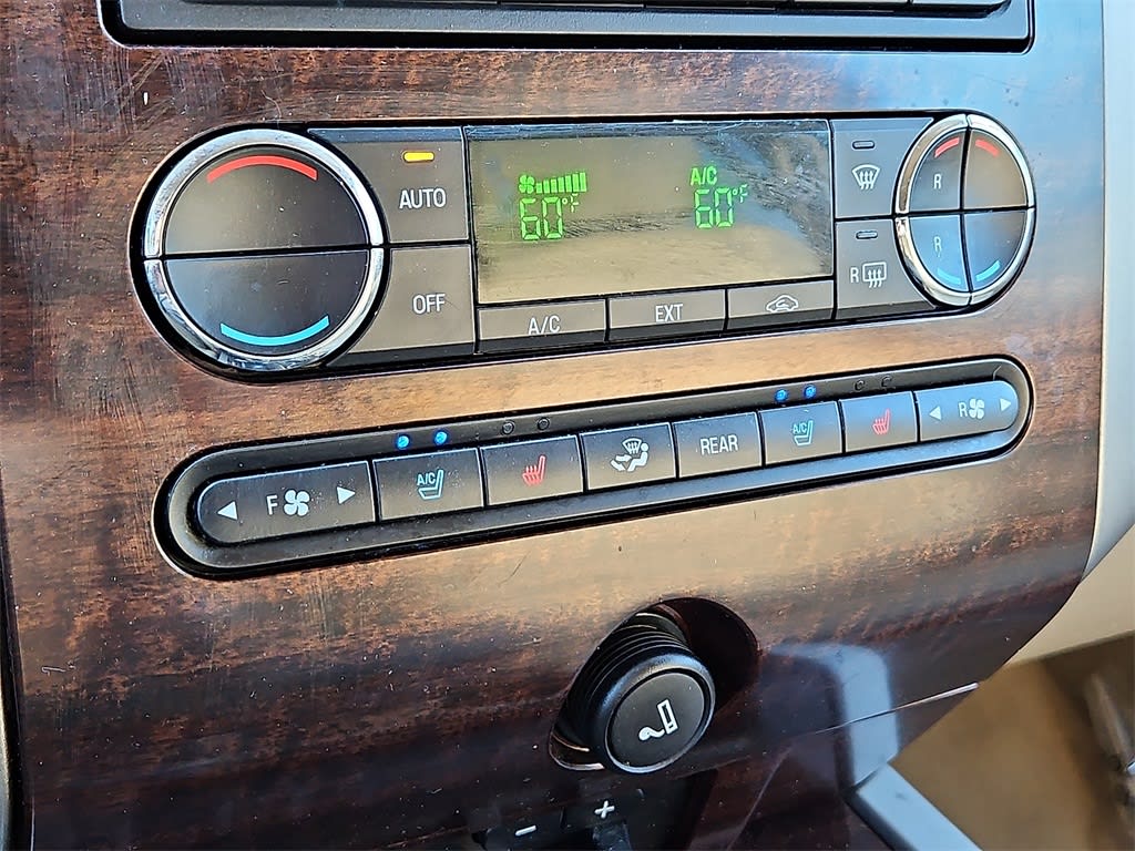 Thumbnail: 2013 Ford Expedition - 11