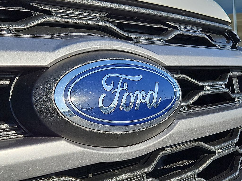 Thumbnail: 2023 Ford Expedition - 31